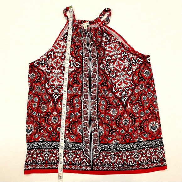 Max Studio Women’s Red & Black Paisley Halter Sleeveless Tank Top Sz M - Picture 4 of 7